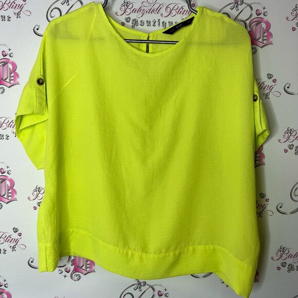 F&F Tops - F&F blouse short sleeve lightweight key hole opening back Lime Green Top